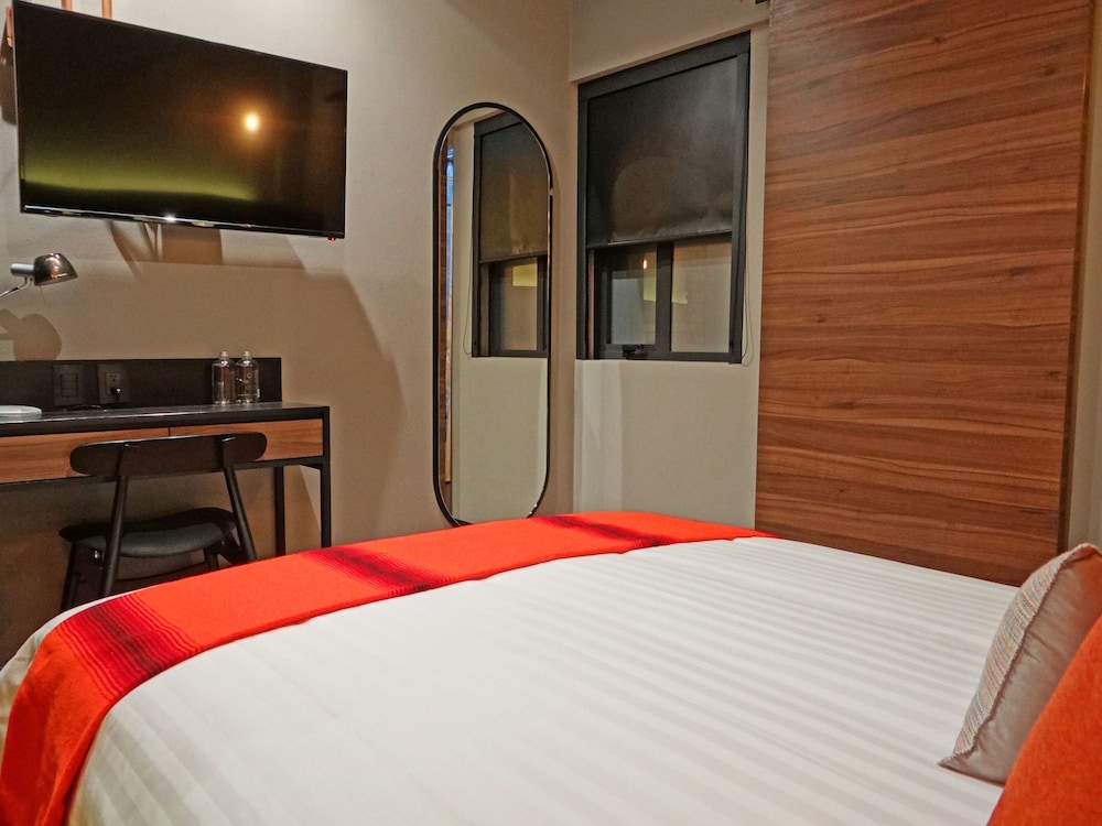 Cadillac Hotel Boutique 13/50