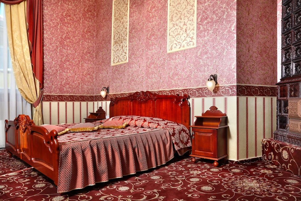Anna Palace 16/50
