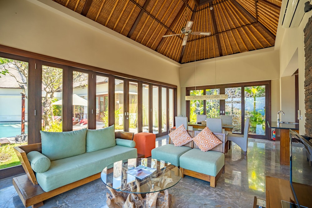 The Griya Villas And Spa 35/68