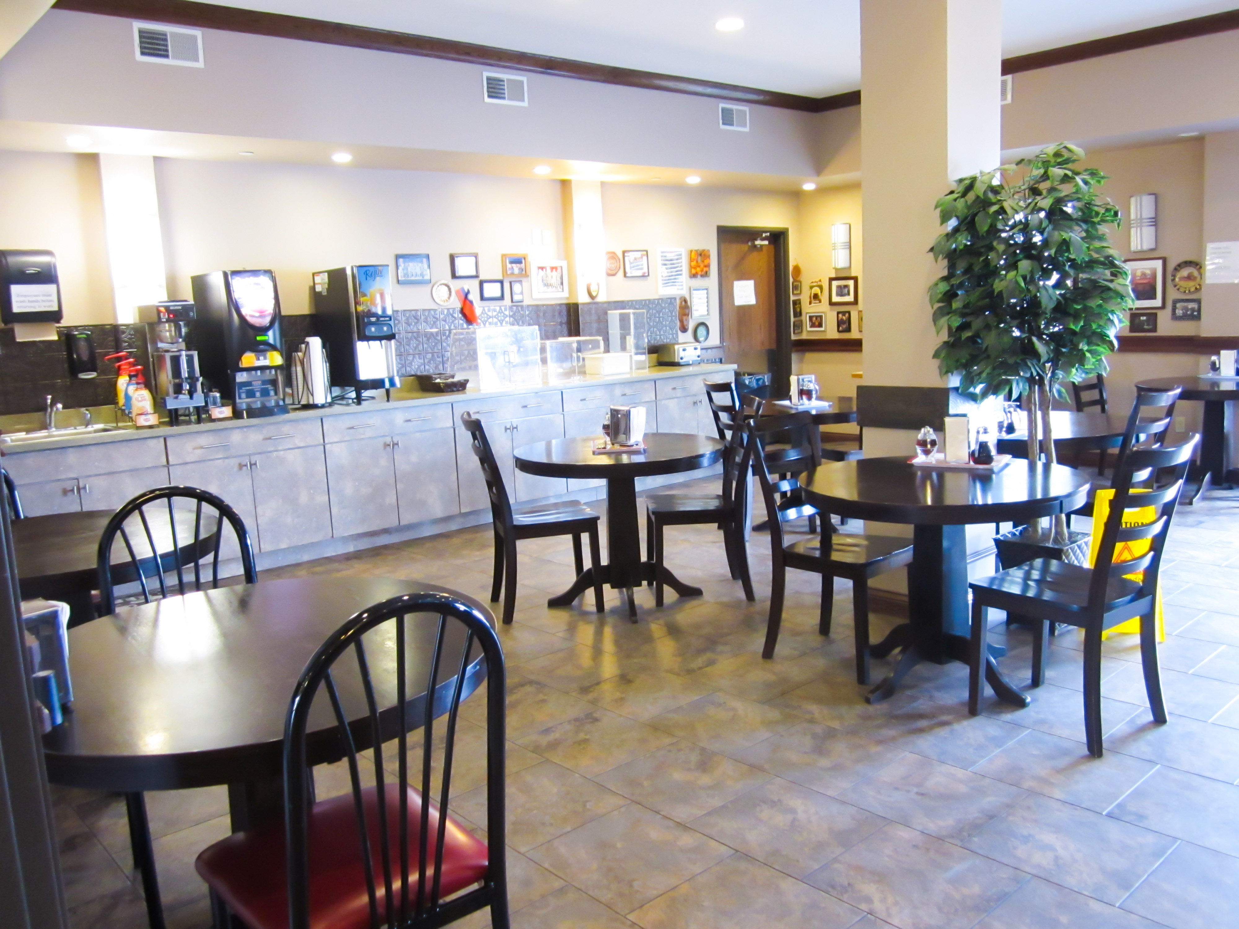 Bell Apos S Extended Stay And Suites 58/75