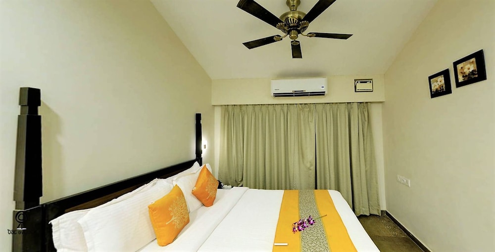 RAHI RESORT DE CROSSROADS 4/17
