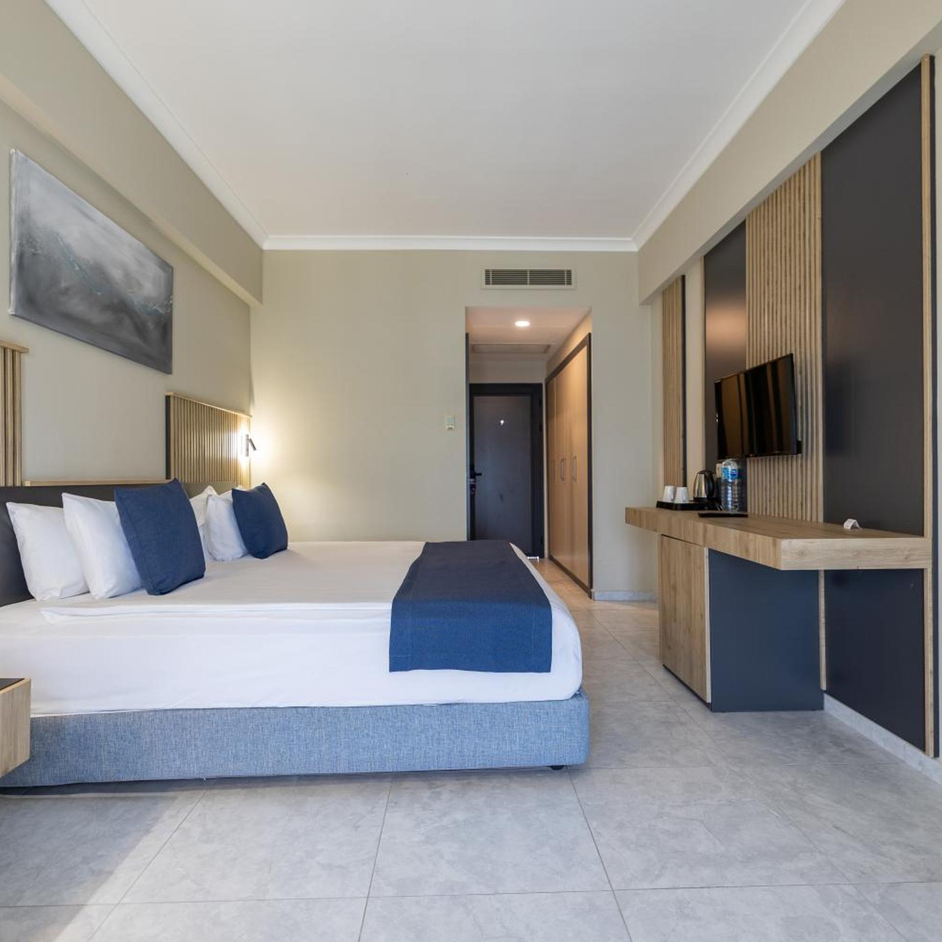 Club Land View Standard Room