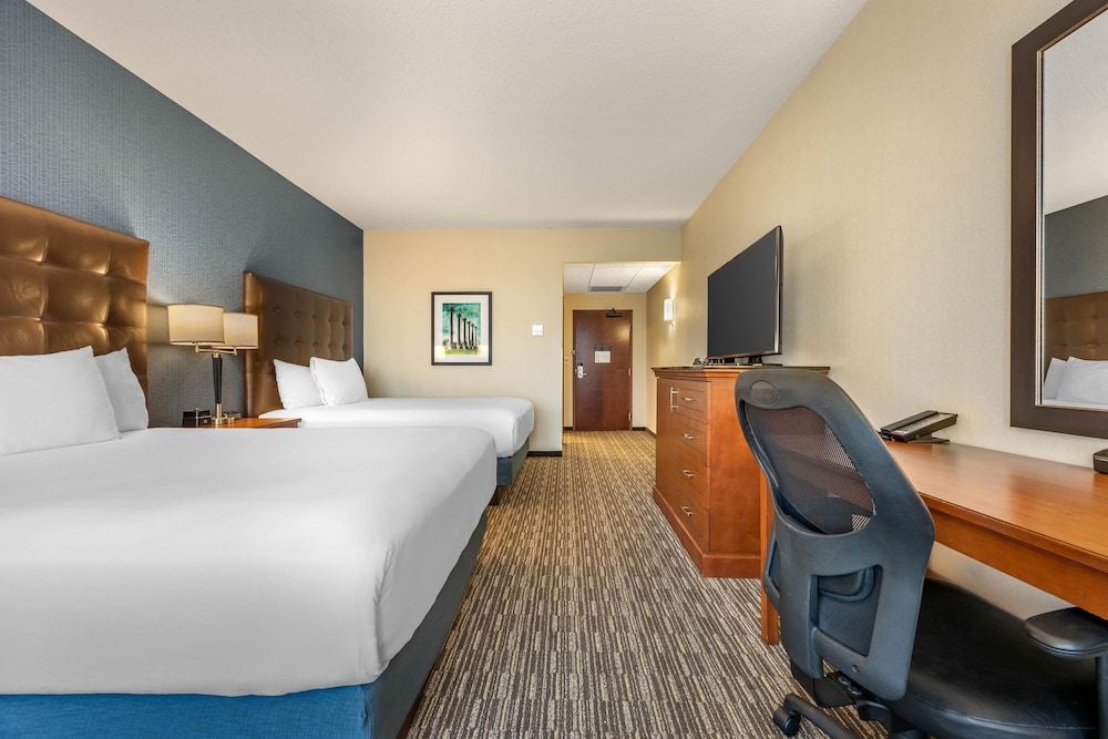 Drury Plaza Hotel Columbia East 16/50