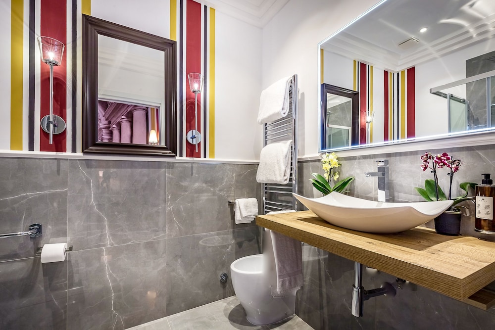 Arte' Boutique Hotel 48/50