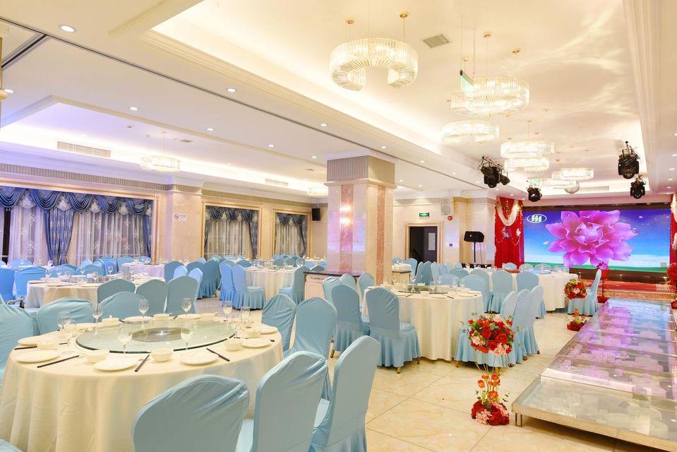 Huhua International Hotel (Shanghai Heqing Road) 24/27
