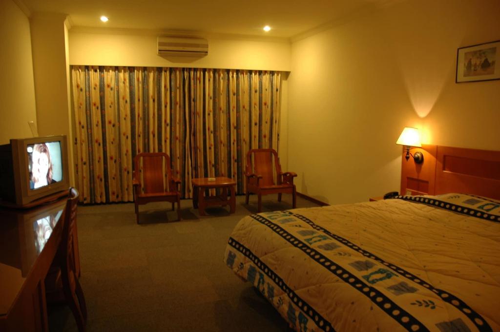 OYO 1178 Plaza Hotel Tanjung Pinang 28/50