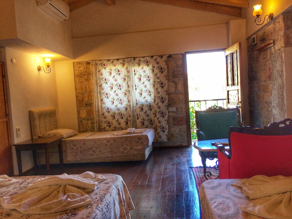 Parmis Boutique House 12/50