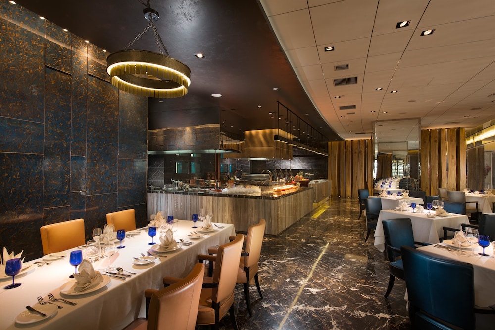 Hilton Zhoushan 60/70