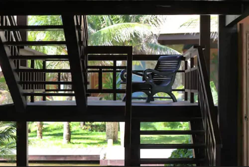 Zorah Beach Hotel 20/50