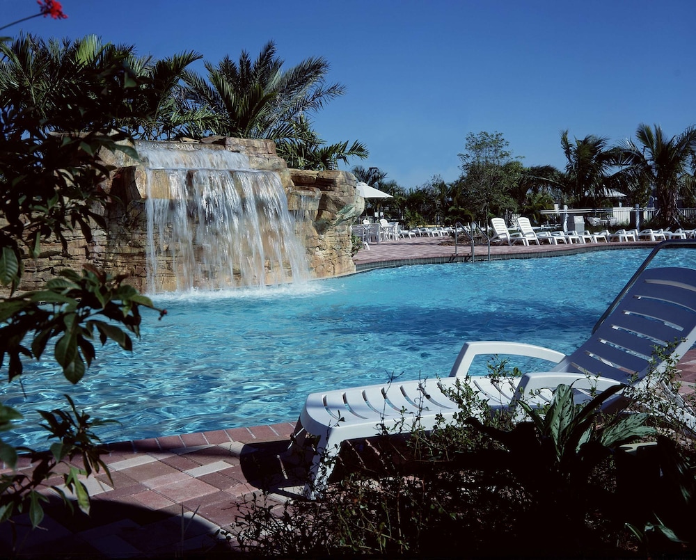 Vacation Village At Weston 9/81