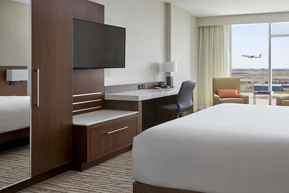 CALGARY AIRPORT MARRIOTT IN-TERMINAL HOTEL 10/33