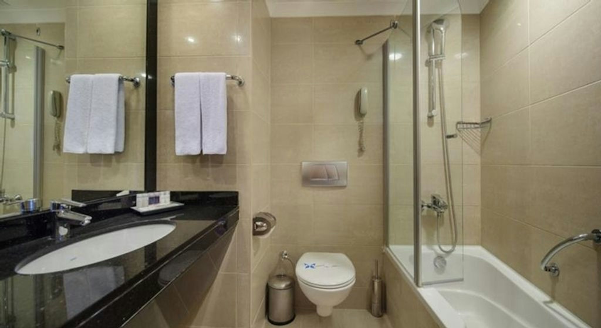 Liberty Hotels Lara 49/50