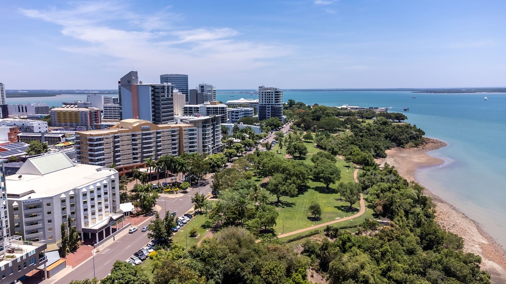 Novotel Darwin CBD 63/64