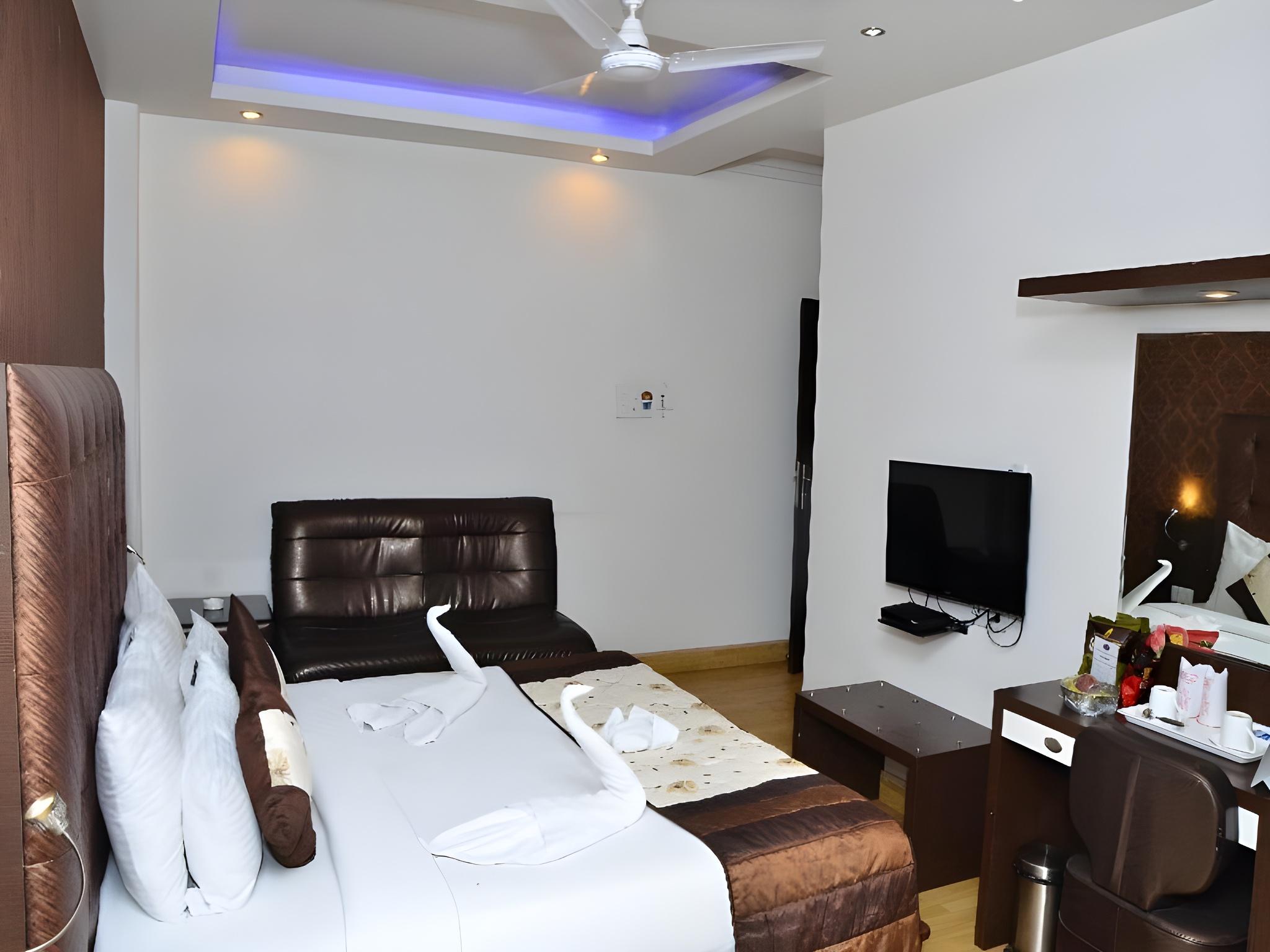 غرفة تنفيذية، Hotel Surya International 4/4