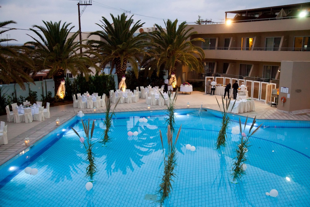 Minos Hotel 25/50