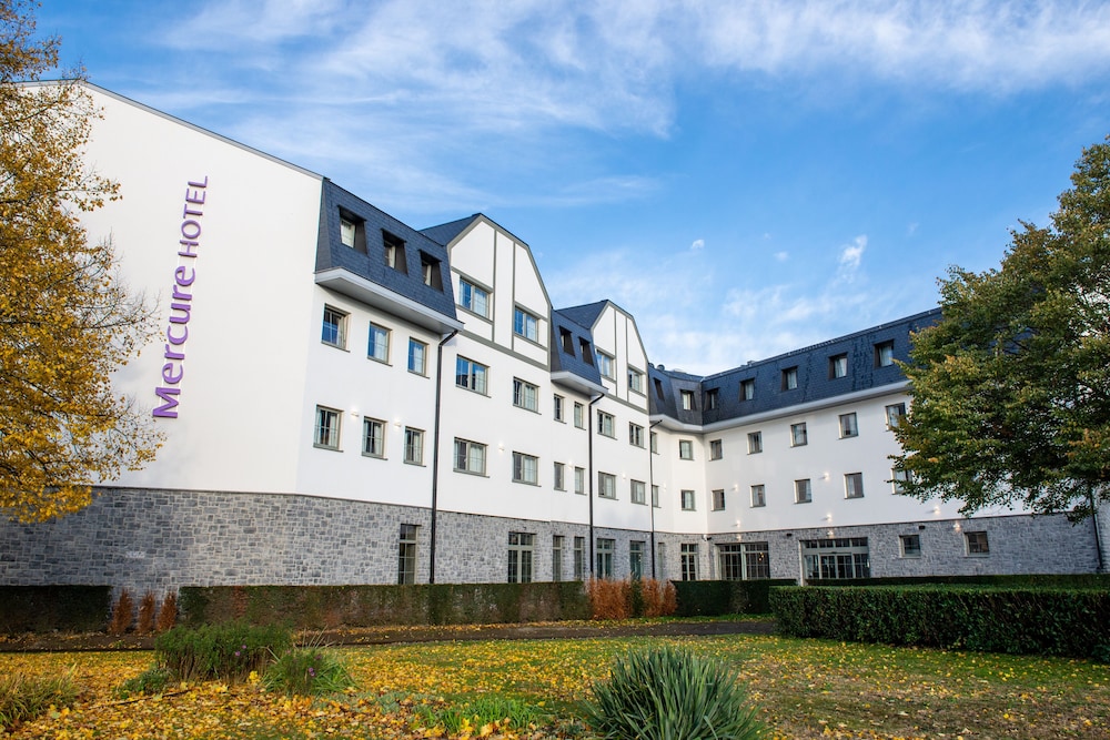 MERCURE HAN SUR LESSE 2/18