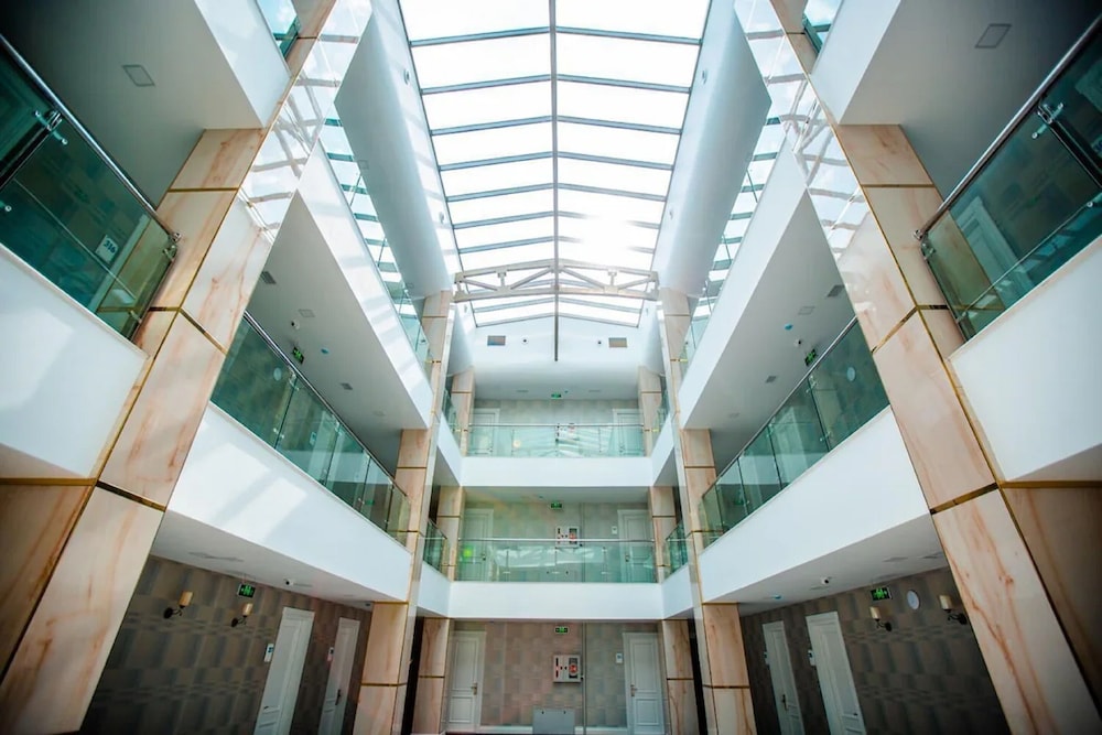 Grand Midway Hotel Baku in BAKU