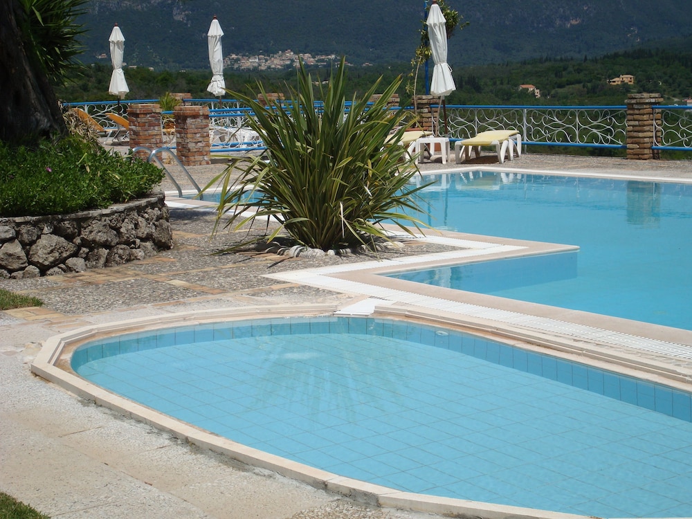 Fundana Villas Aparthotel 6/54