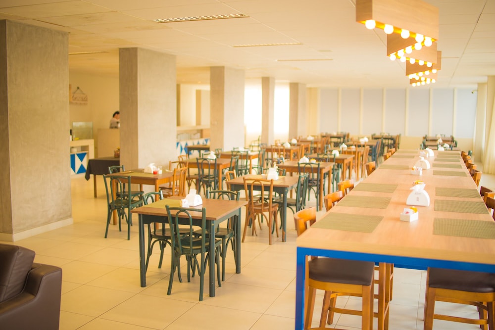 Cris Hotel 58/69