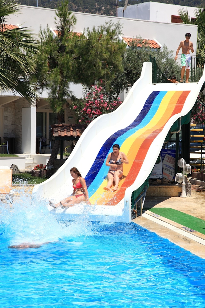 Delfi Hotel And Spa 11/67