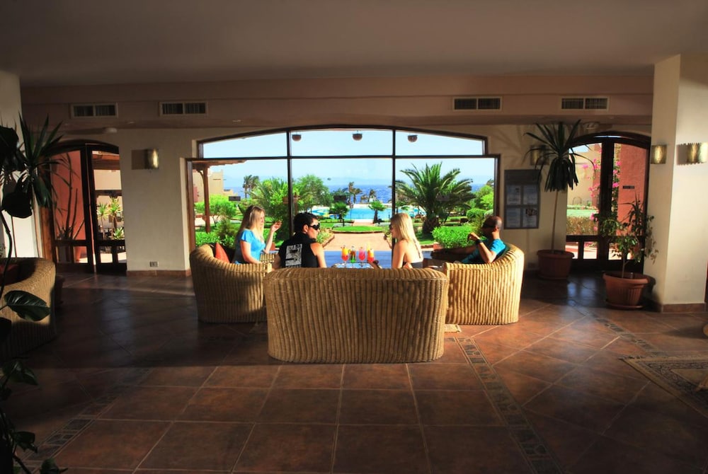 Tropitel Dahab Oasis 64/84