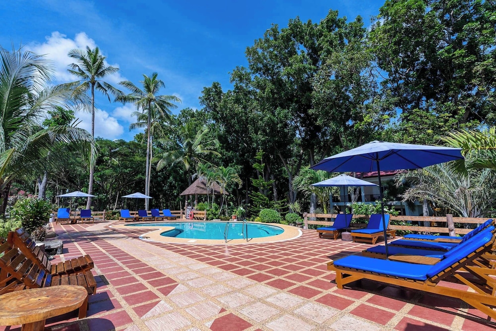 Blue Star Dive And Resort 24/50