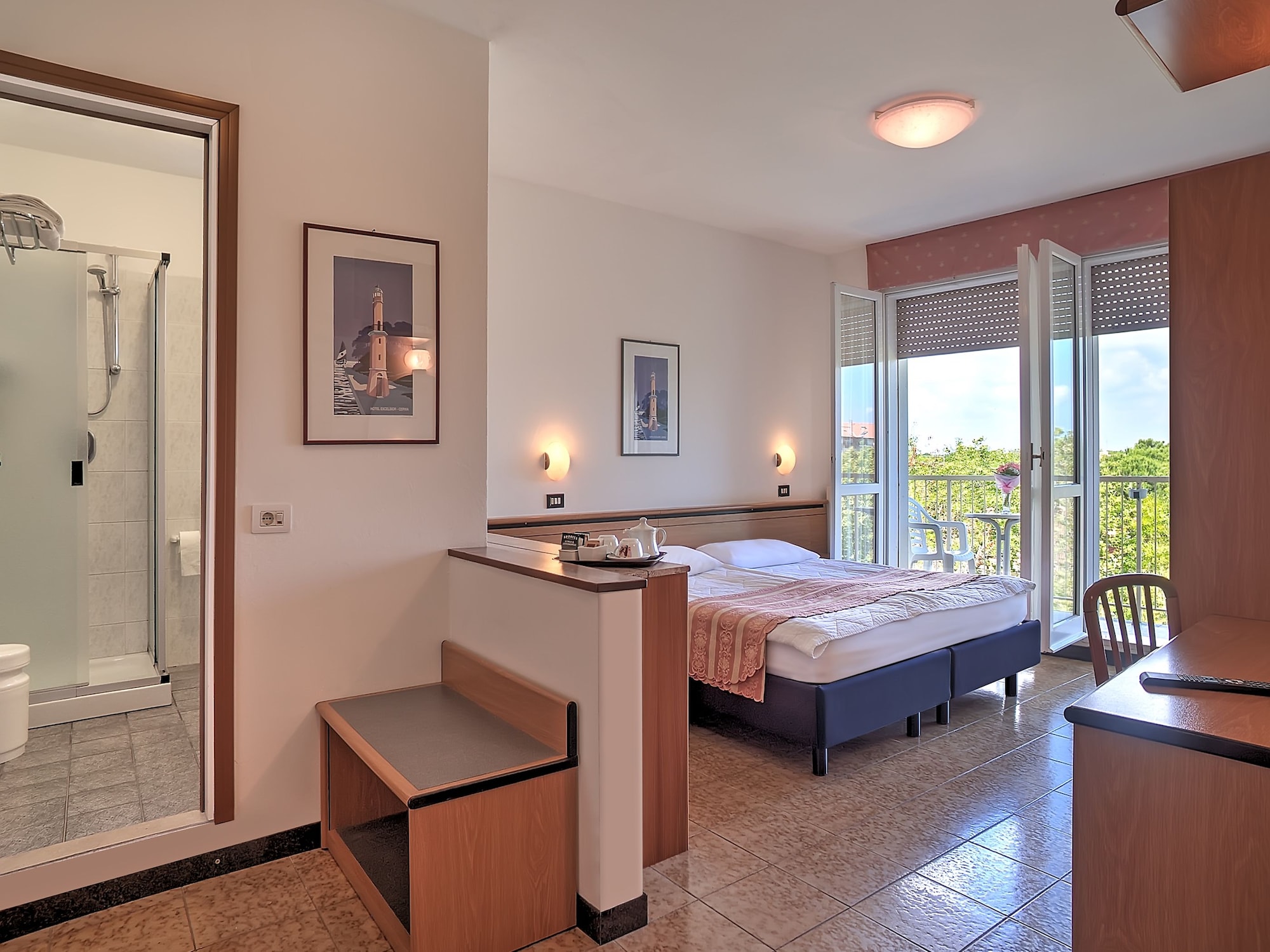 STANDARD, TRIPLE, BALCONY