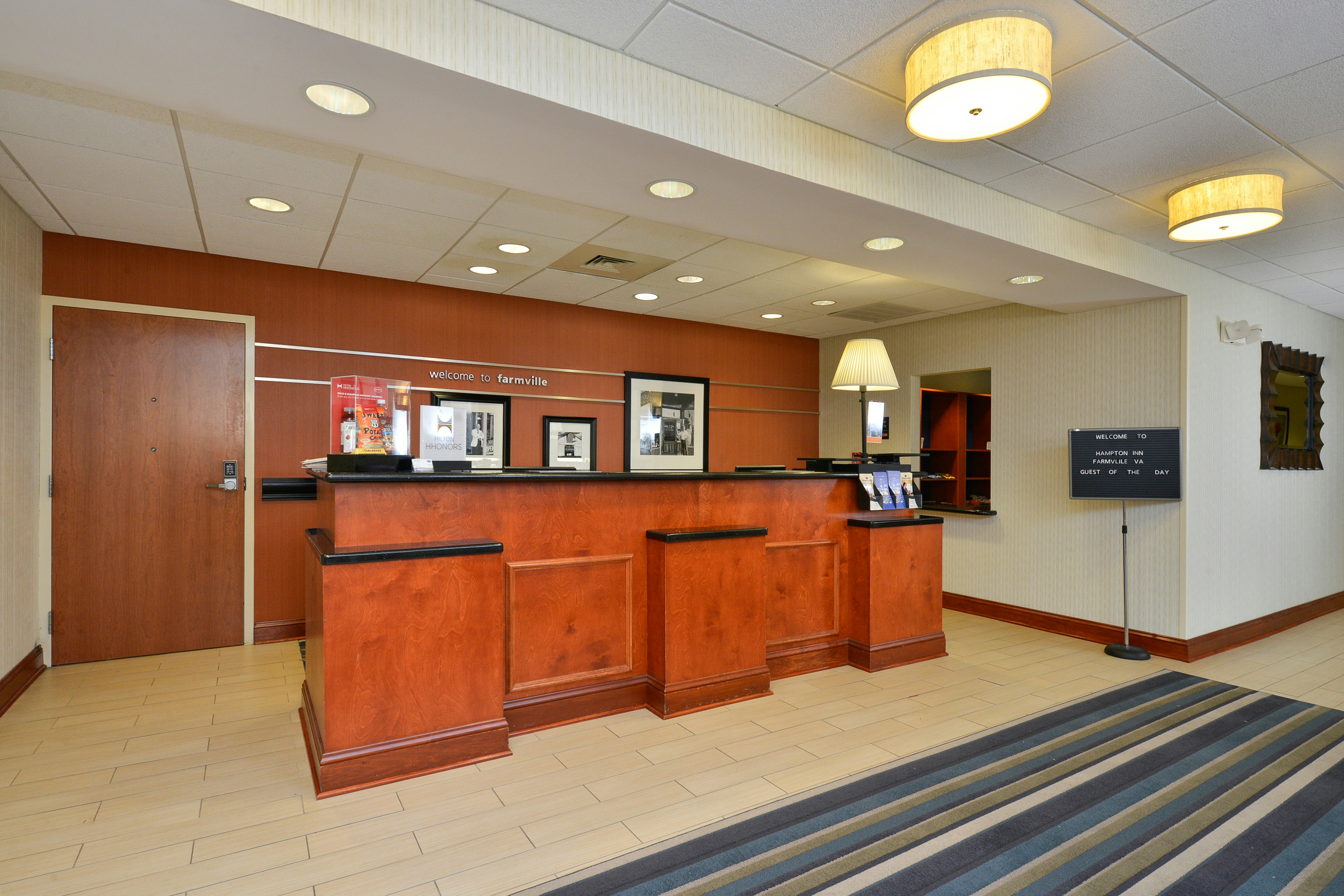 Hampton Inn Farmville 9/79