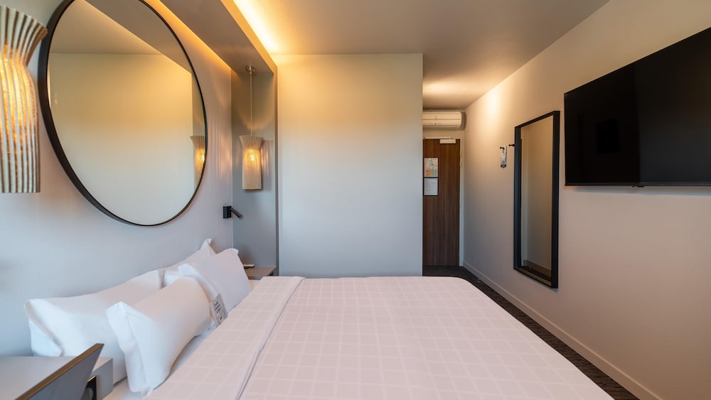 Hotel Kyriad Brive Ouest 24/59