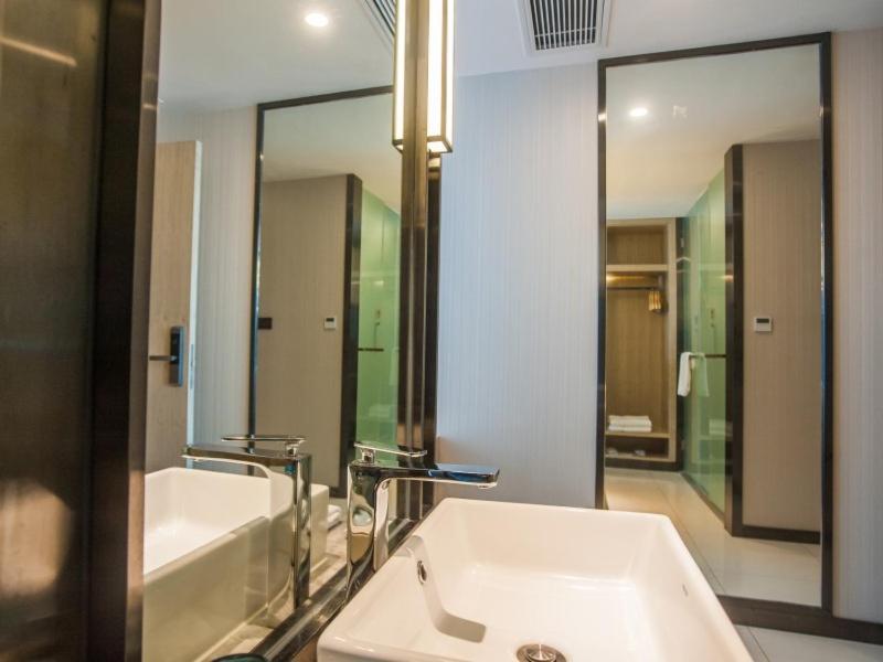 Greentree Eastern Lianyungang Wanda Plaza Hotel 16/19