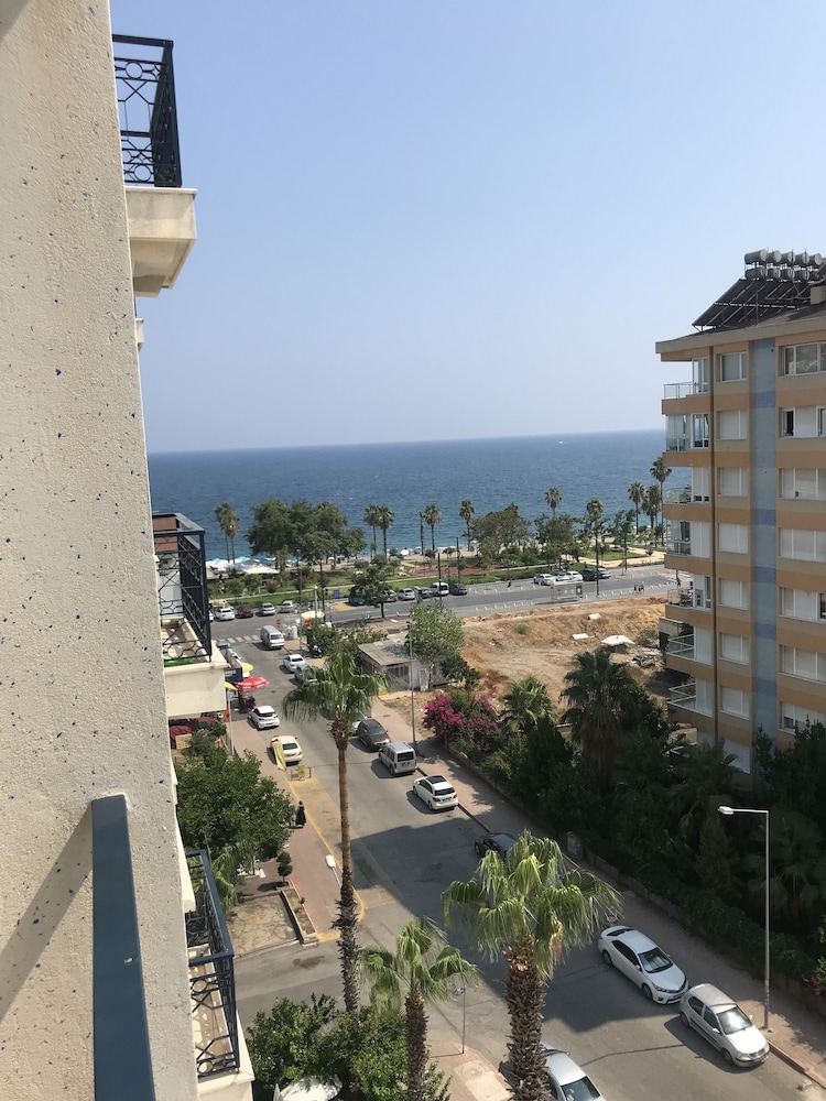 Hotel Royal Hill 39/50