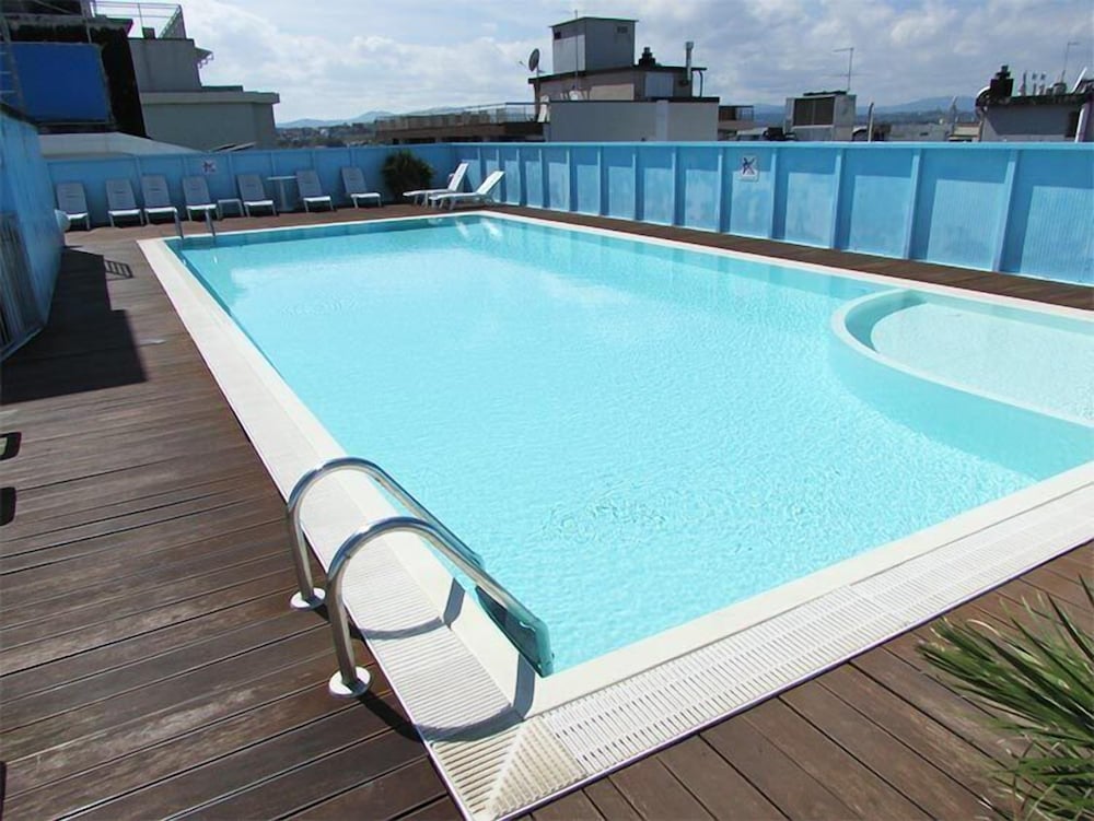 Elite Hotel 28/51
