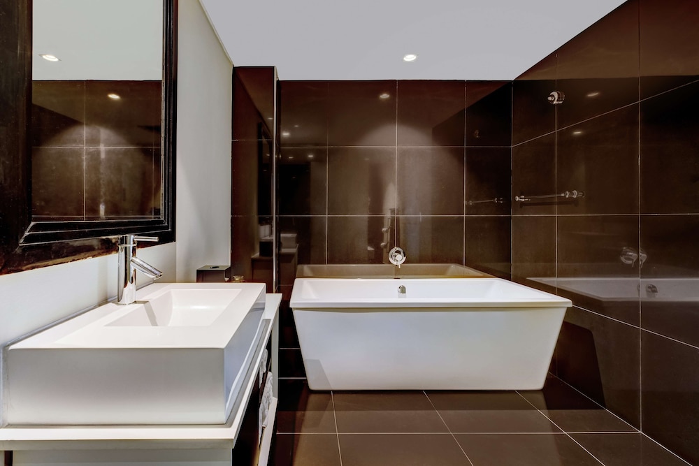 Radisson Blu Lagos Ikeja 17/74