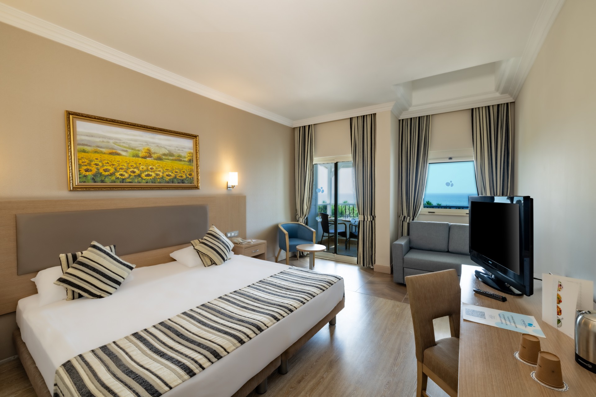 Room, Single, Double Bed, Sea View