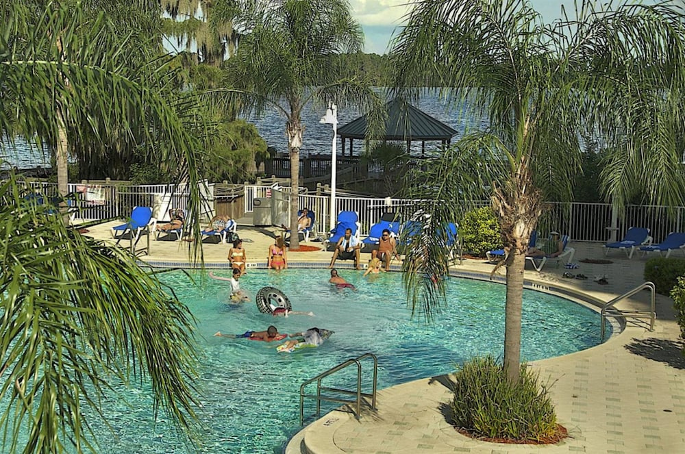 Blue Heron Beach Resort 62/70
