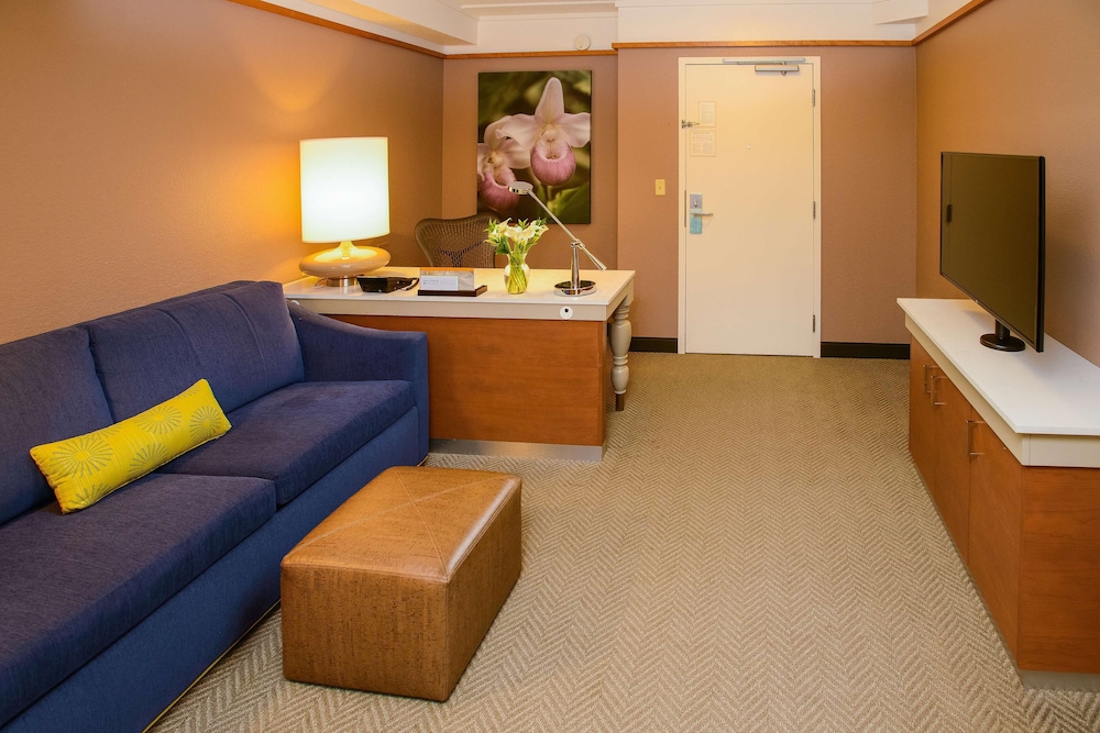 Hilton Garden Inn Rochester Downtown MN 26/40