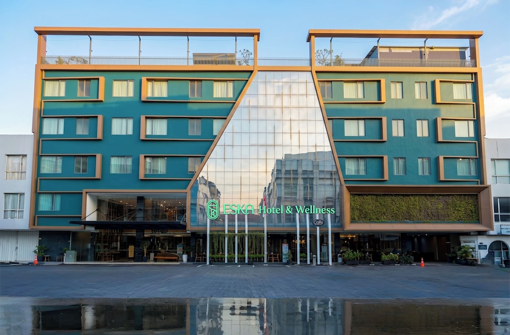 Eska Hotel 1/49
