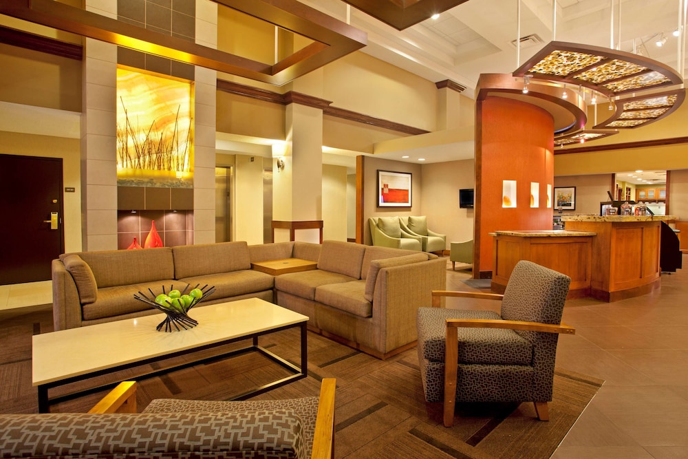 Hyatt Place Atlanta Arpt North 40/71