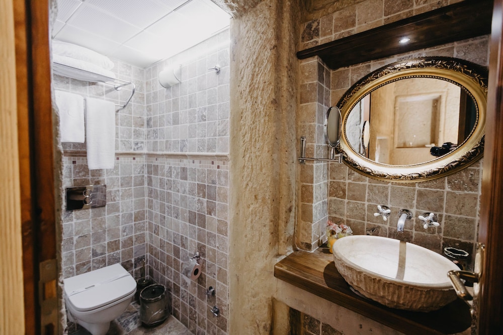 Artium Cave Hotel 45/50