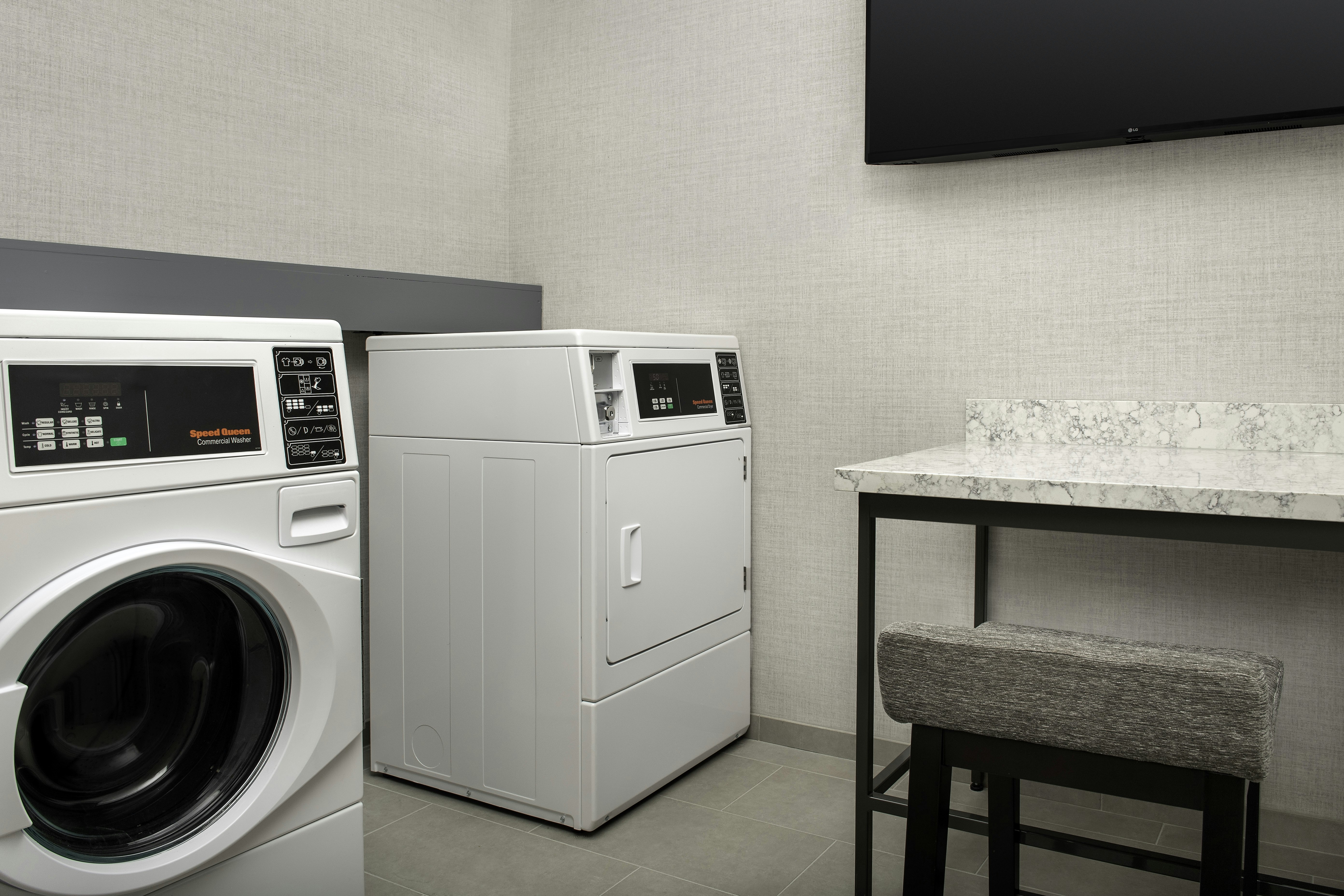 Hilton Garden Inn Pensacola Downtown 5/37
