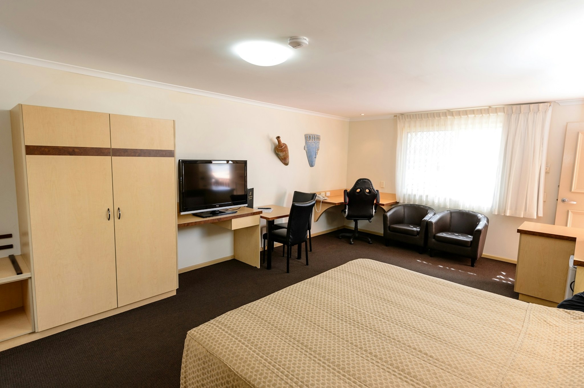 VILLA MIRASOL MOTOR INN 20/32