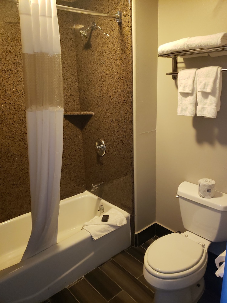 Portofino Inn Burbank 8/42