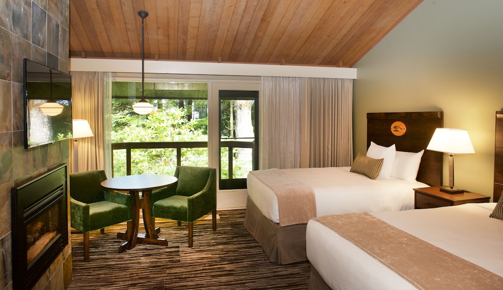 Salishan Coastal Lodge 10/40