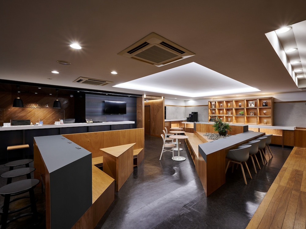 Hotel Etwas Tenjin 37/39