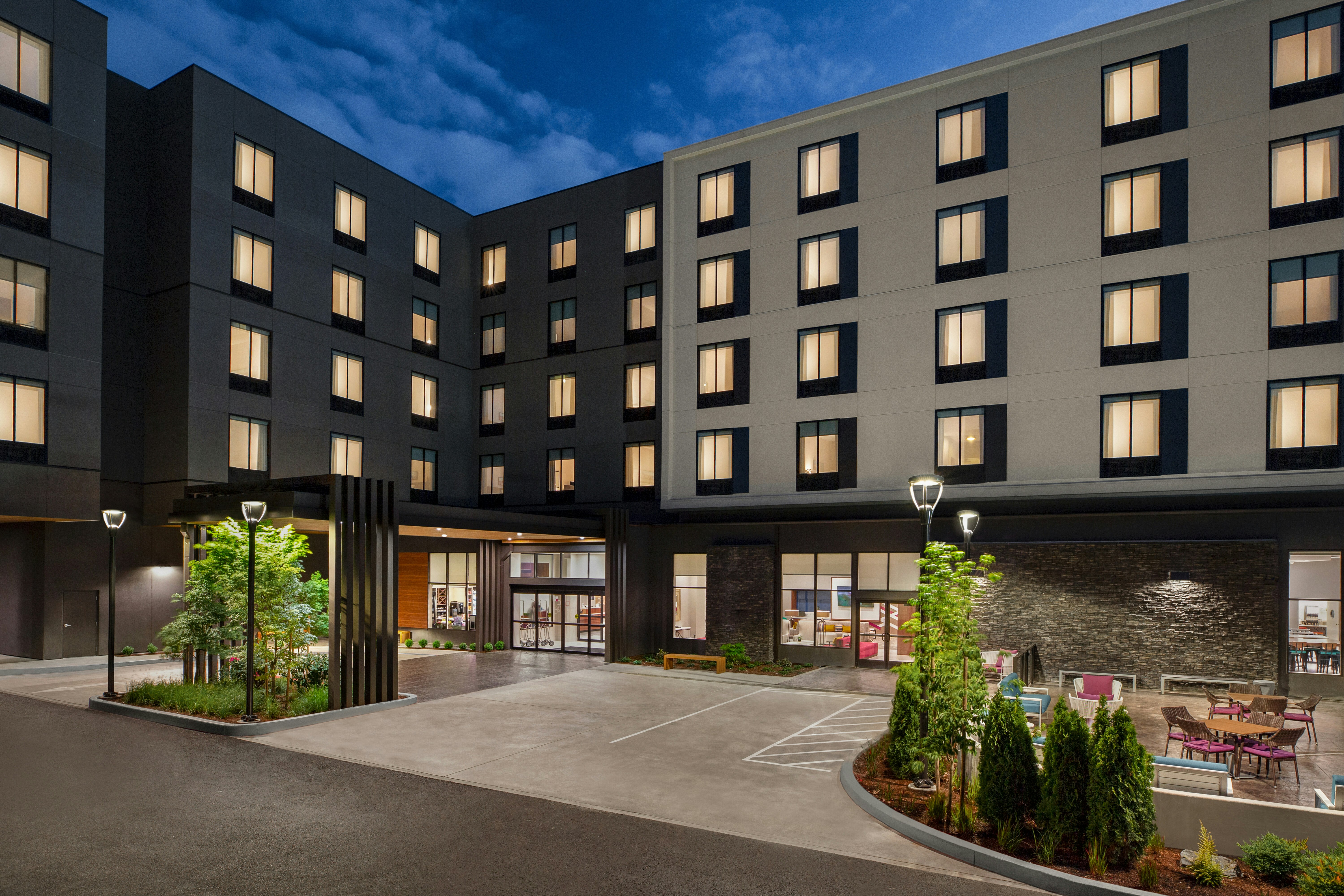 Hilton Garden Inn Seattle Airport 42/43