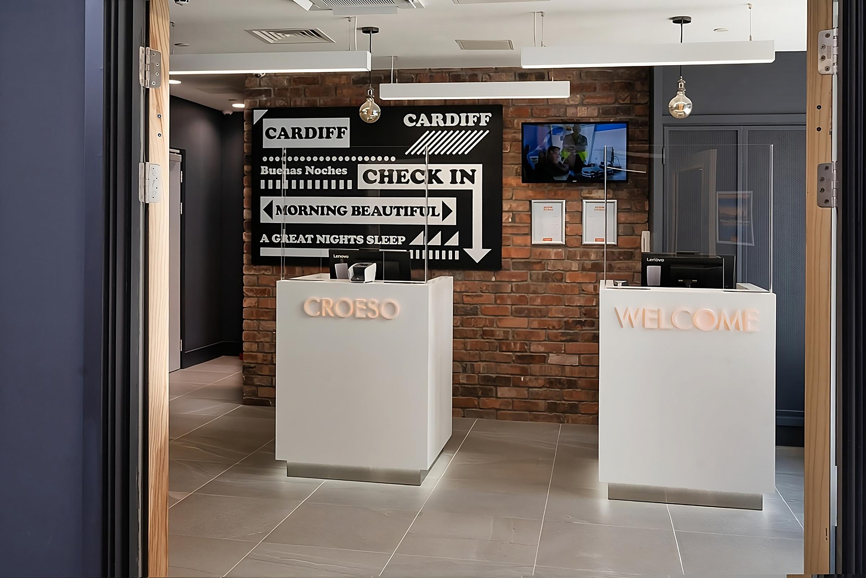 easyHotel Cardiff City Centre 1/1
