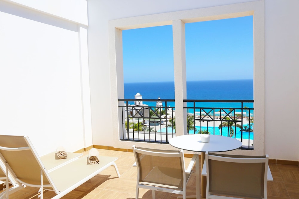 Royal Palm Resort & Spa - Adults Only 45/63