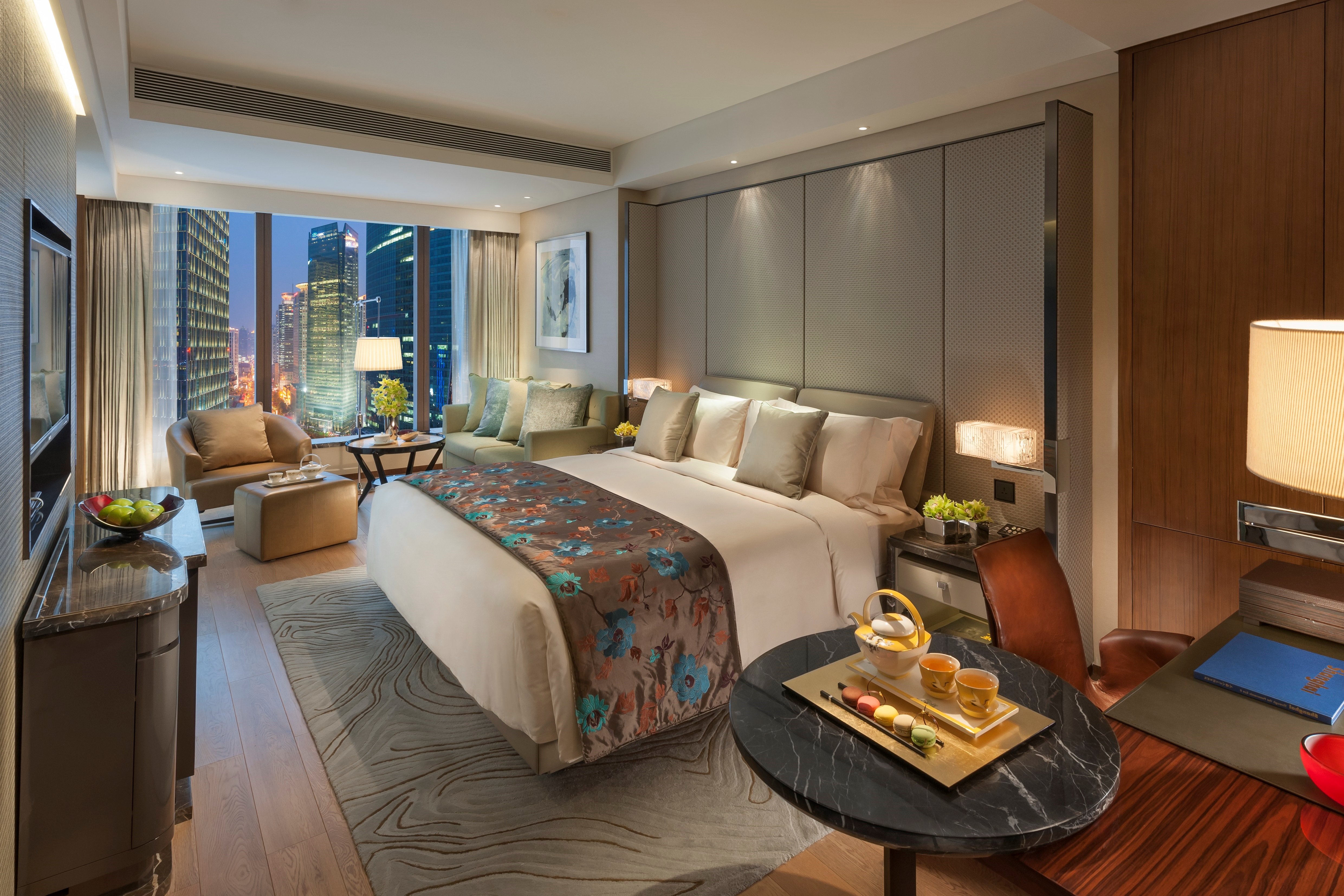 Mandarin, King Bed