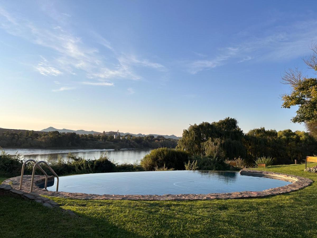 Tzamenkomst River Lodge 19/23