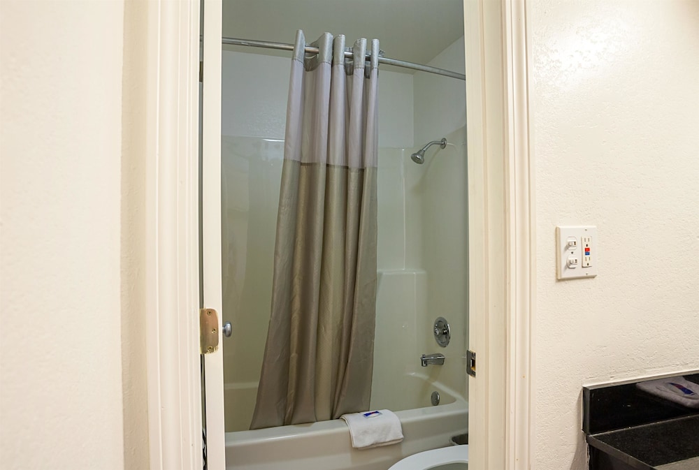 Americas Best Value Inn Bangor 16/43